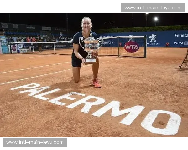 乒坛“围城”:韩莹vs全网最硬核的意志,谁才是终极守望者? 乒坛“围城”:韩莹vs全网最硬核的意志,谁才是终极守望者?